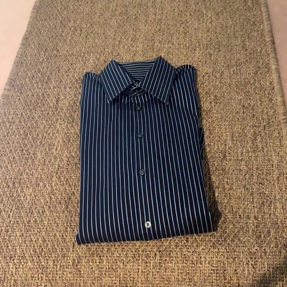 Hugo Boss, the Gold-Standard for Men’s Shirts! - Picture 3 of 8